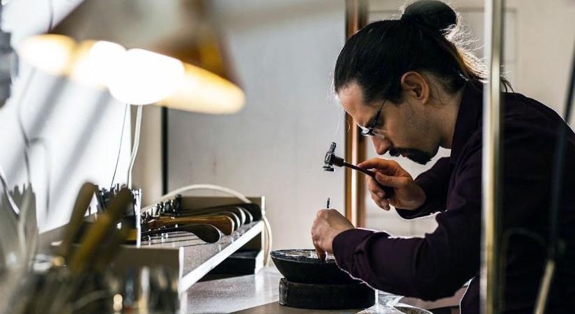 A geszterédi aranyszablya titkai