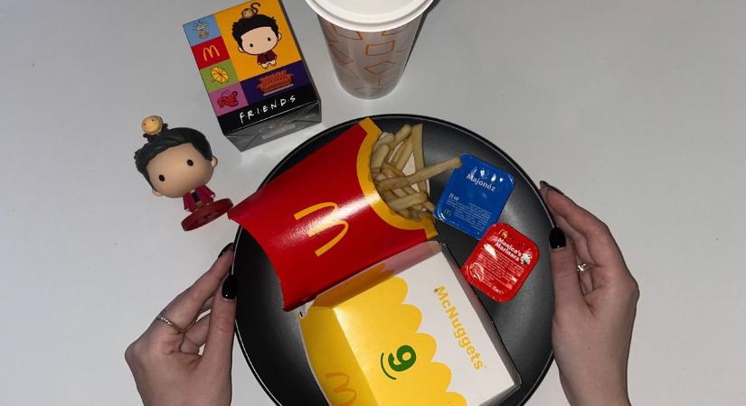 Teszteltük az új Jóbarátok menüt a mekiben - fotó, videó