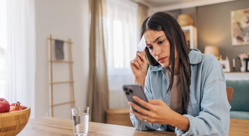 Azonnal töröld, ha erről a számról kapsz SMS-t: egy rossz kattintás, és minden pénzed veszélybe kerülhet