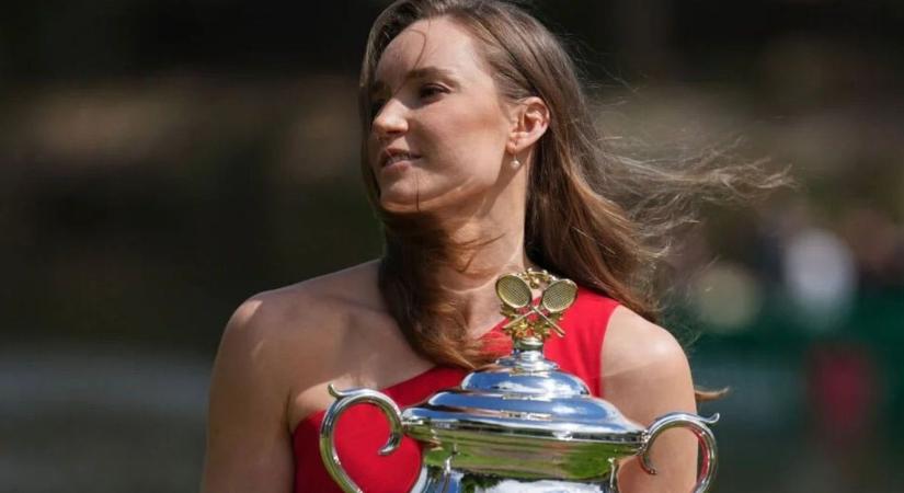 Pirosra váltott az Australian Open új királynője