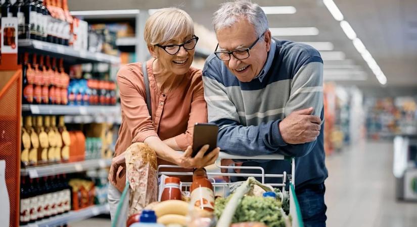 Indul a februári pénzeső, mellette újabb üzletláncnál lesz nyugdíjaskedvezmény – mutatjuk, mely boltokban!