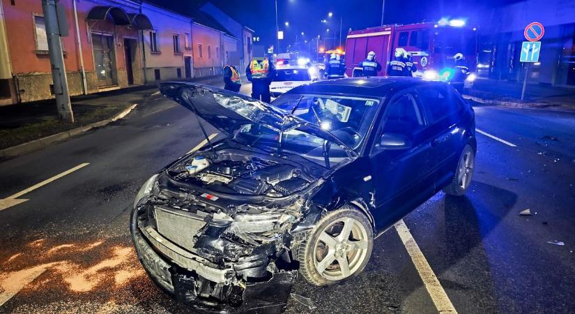 Baleset a Zanati úton: Kamerafelvétel került elő a nagy ütközésről - versenyzés volt?