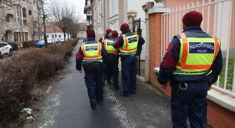 Riadalom Kaposváron: a mélybe vetette magát egy fiatalember a belvárosi ház erkélyéről