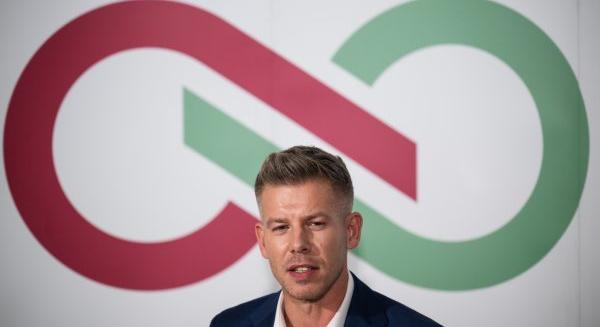 Magyar Péter: Feljelentem a fideszes képviselőjelölt lefejezéssel fenyegető emberét