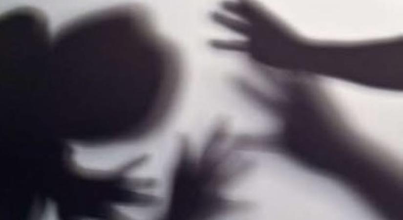 Egymást is bántják a gyerekek a nevelőotthonokban, de a kormány továbbra sem hallgat a gyermekvédelmi szakemberekre