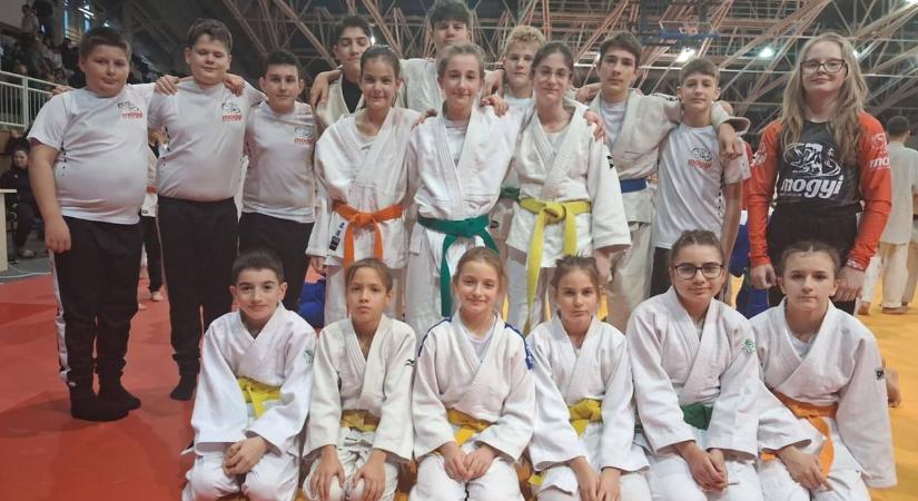 A Mogyi Bajai Judo Club éremesőt fakasztott Szegeden