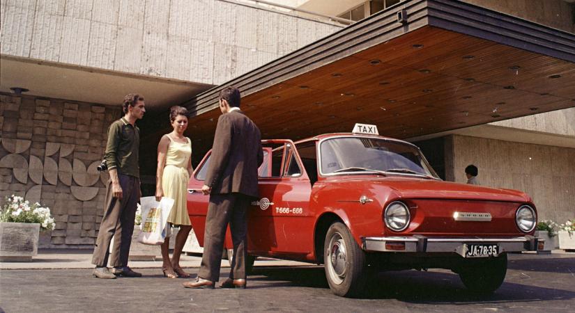 Droszttól a blokádig: A budapesti taxisok mozgalmas évszázada képekben