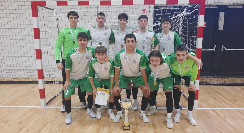 Országos bajnok az Arany futsalcsapata