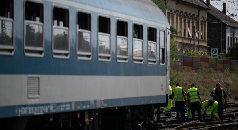 1,5 milliárd forintból újítanak fel egy 150 méteres szakaszt a több mint egy éve lezárt Veszprém-Ajka vonalon