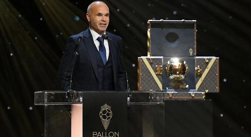 Mintha kettészakadna a szíve; Dubajból követi volt csapatai összecsapását Andrés Iniesta