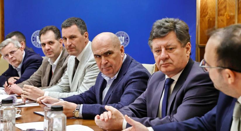 Csoma Botond: egyetlen pártnak sem érdeke a kormány megbuktatása