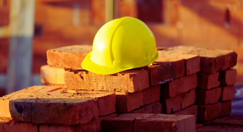 Az állam újraindítja a bérlakásépítési támogatásokat a települések számára