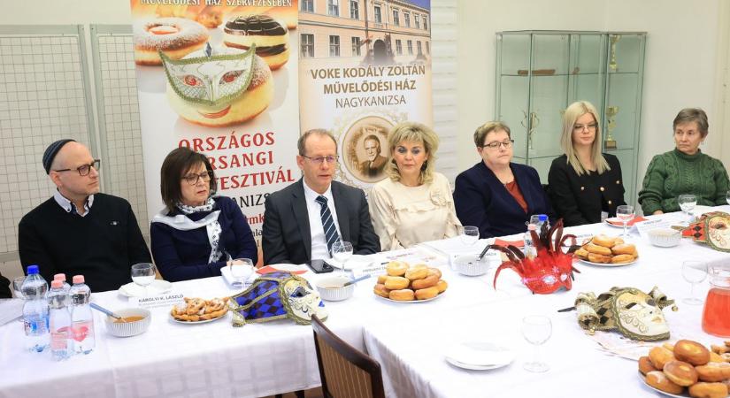 Ínycsiklandozó! Ezért áll sorba fél Kanizsa február közepén (galéria, videó)