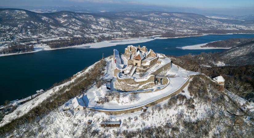 Felzárkózás helyett toporgó lemaradás lett Magyarország jussa: borzasztó, mennyire kilógunk a V4-ek közül