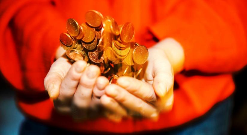 10 millió forintot ér most egyetlen magyar fém forint, mutatjuk, a kinézete minden képzeletet felülmúl