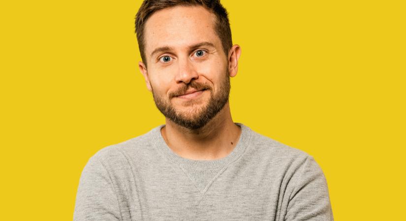 „Alig hiszem el, hogy ez az én életem!” – Zoltan Kaszas stand-up humorista először lép fel Budapesten