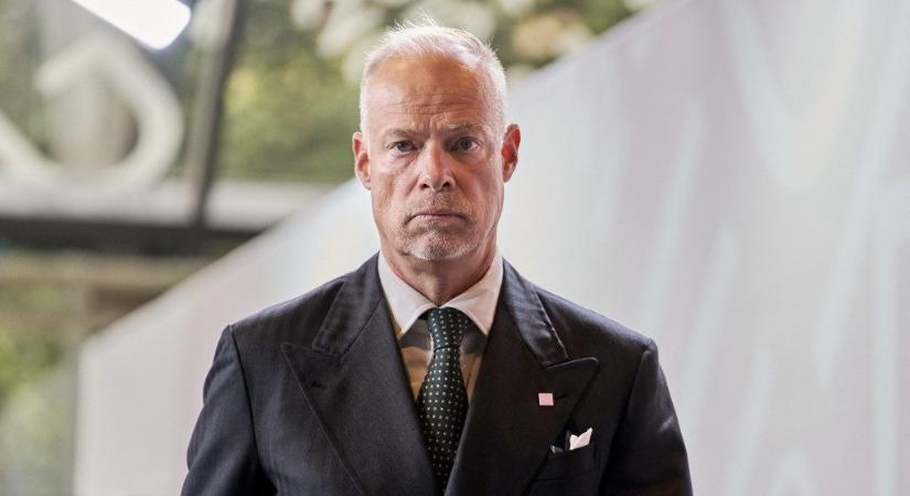 Megijedtek, és szoronganak a diákok, miután kézigránátos oktatófilmet vetítettek le nekik honvédelmi órán