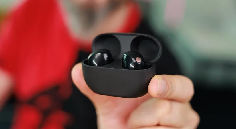 Szakít a múlttal a Sony új csúcsfülese