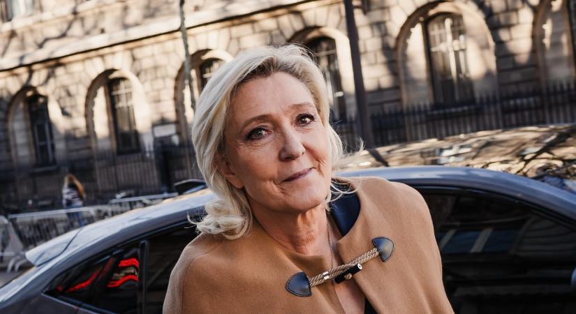 Négy év börtönbüntetést indítványoz az ügyészség Marine Le Pen ellen
