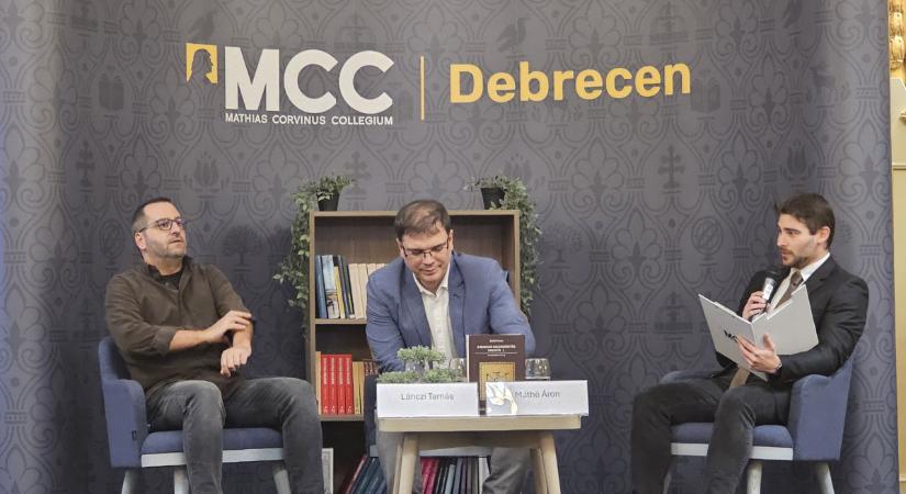 A magyar szuverenitás történelmi gyökereiről tartottak beszélgetést az MCC Debrecenben