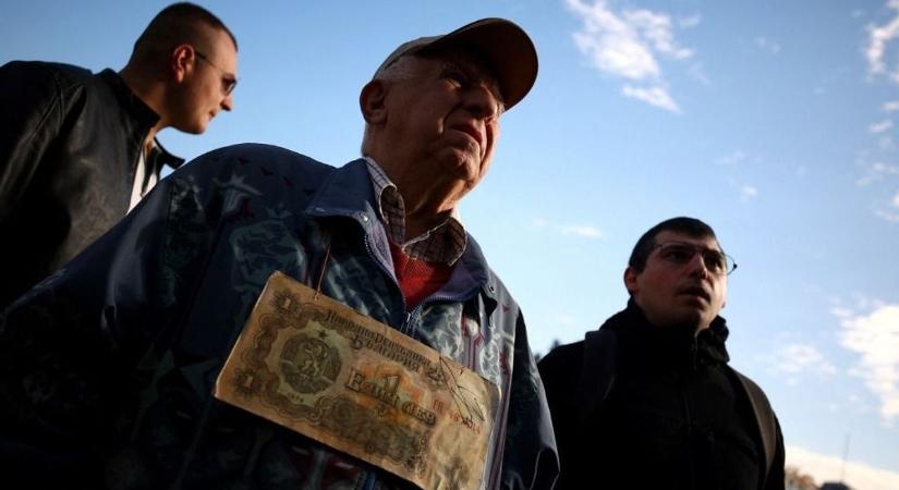 Ráfaragtak a szegények az euró legújabb bevezetésére – amitől féltek, megtörtént: milliókat érint