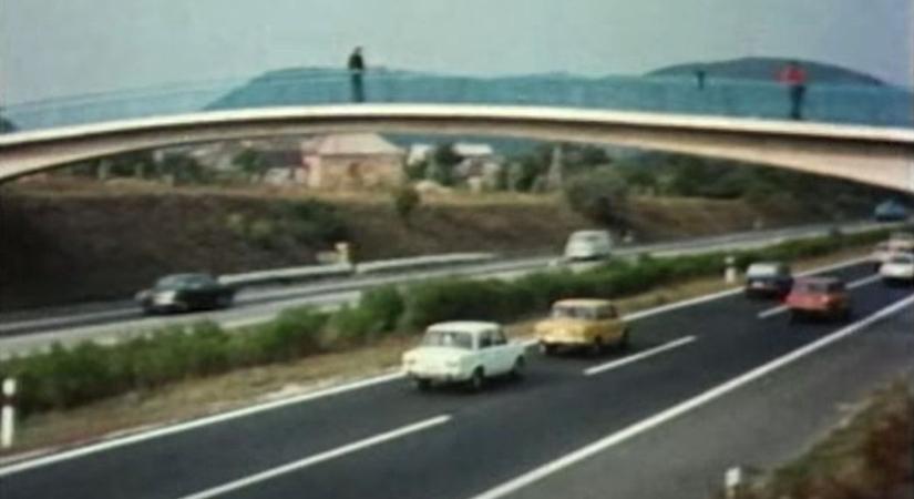 Elképesztő retro videón mutatták meg, milyen könnyen megtörténik a baj