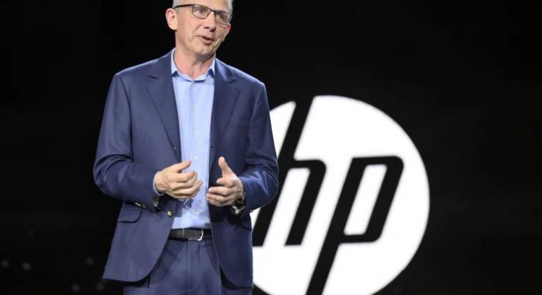 A HP ügyvezetője váratlanul lemondott és hamarosan átveszi a PayPal irányítását