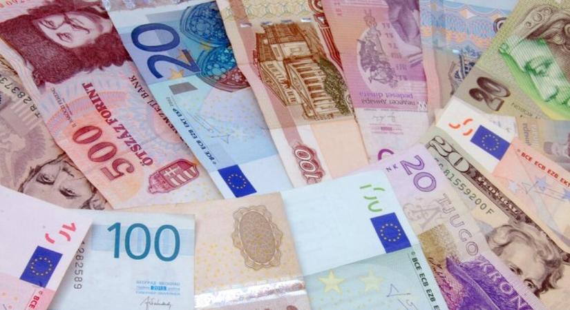 Csak vakarja a fejét a forint – ennyiért adják most az eurót