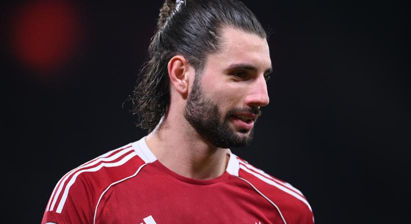 Elolvadtunk: Szoboszlai Dominik édesen öleli át kislányát – különleges fotót posztolt róluk Buzsik Borka