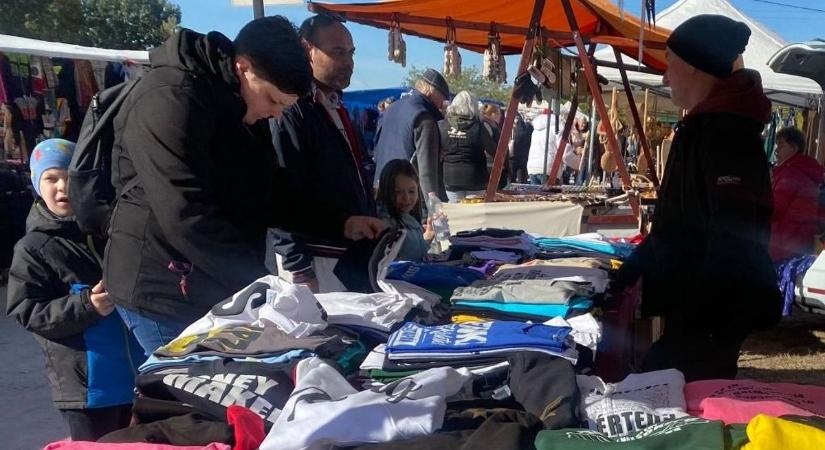 Naptárakat elő, ekkor lesznek idén a dunaföldvári vásárnapok