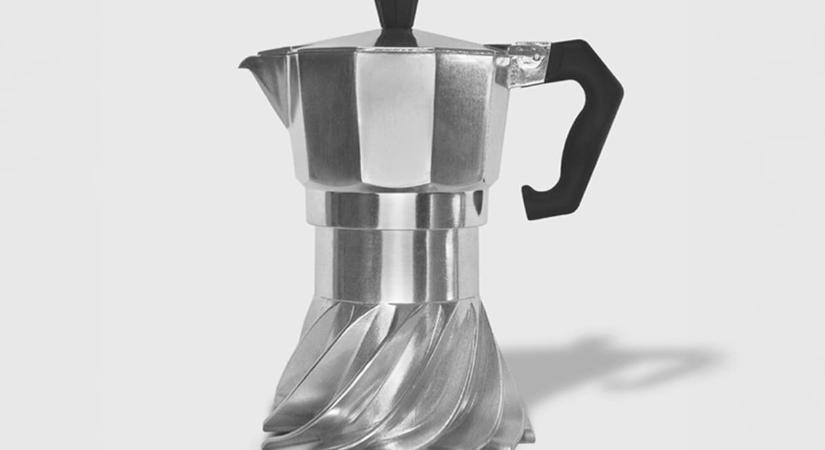 Újratervezték a legendás kotyogóst, sokak kedvenc kávéfőzőjét, így feleannyi idő alatt kész a kávé