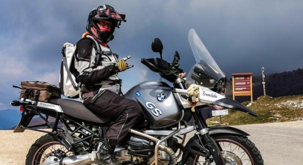 A motorosvédelem új szintje: a Büse története és újdonságai