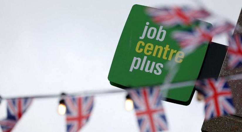 A jóléti állam halála: a brit dolgozók negyede kevesebbet keres, mint akik segélyekből élnek