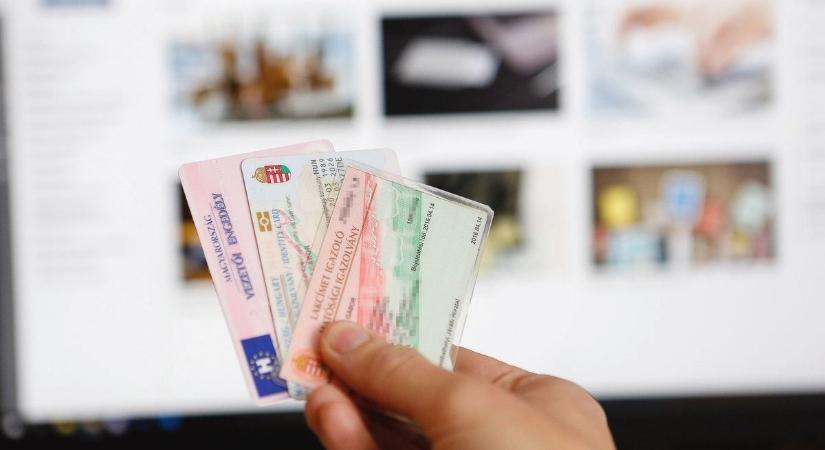 Házhoz megy az ügyintézés: könnyített igazolványcsere a mozgásukban korlátozottaknak