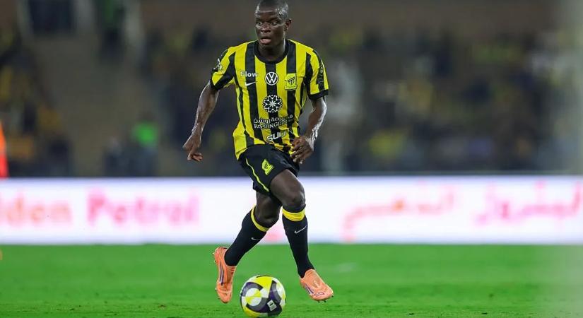 Elhárultak a technikai problémák, a Fenernél folytatja a világbajnok középpályás