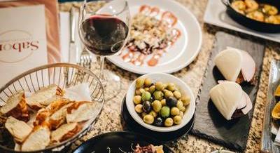 5 kontinens, 300 recept, egy tapasbár – Világ körüli ízutazás a Saboréban