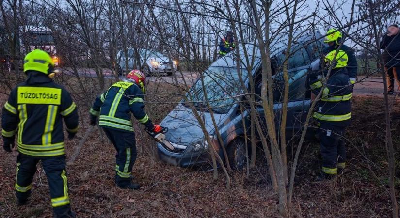 Ijesztő baleset Székesfehérvár felé - érkeznek a részletek