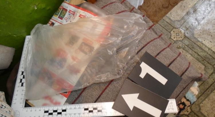 Ereszcsatorna javítás ürügyén loptak el 500 ezer forintot egy 83 éves körösszakáli nénitől román férfiak