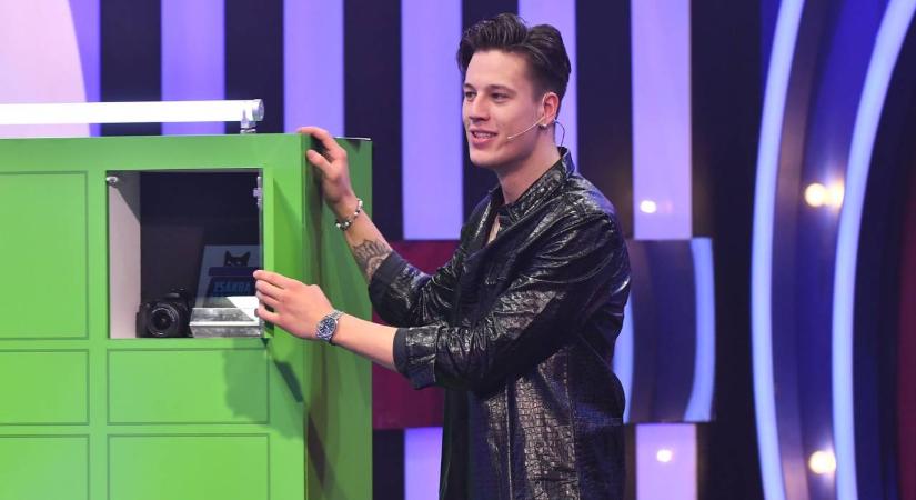 T. Danny-t hosszú idő után először láthatjuk álarc nélkül