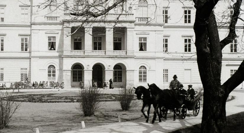 Ilyen volt, ilyen lett csaknem száz év alatt a bakonyi monostor, ahol Sissi megszállt ( fotók)