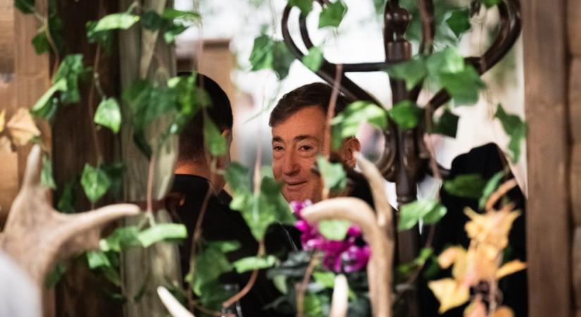 Rezsistop: felmentik a teher alól Mészáros Lőrinc, az MVM, és az E.ON elosztócégeit, mindenki mást megsarcolnak