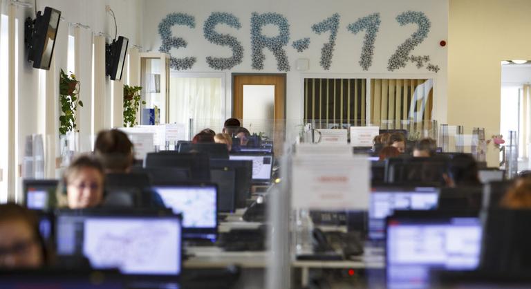 Sertészsírra volt szüksége egy férfinak, egyből a segélyhívót tárcsázta