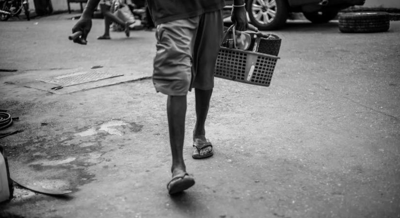 A falu elöljárója is eltűnt a fegyveres támadás után, legalább 35-en meghaltak