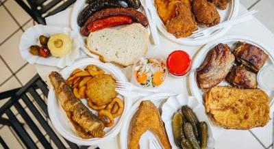 Retró báj és házias ízek a Lehel Csarnokban – Új lendületet kapott a Laci Konyha