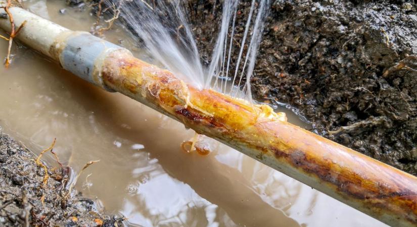 Gyorsan töltse fel a kannákat, éjjel leáll a vízszolgáltatás