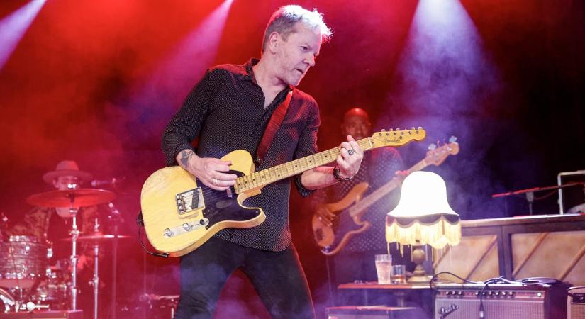 Kiefer Sutherland először jön Budapestre a zenekarával