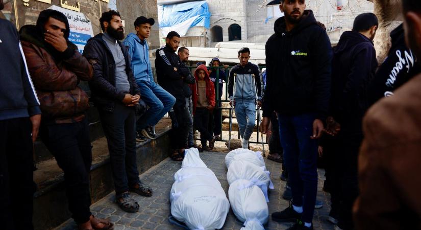 Izrael ismét csapásokat mért a Gázai övezetre, 17-en meghaltak, többségében nők és gyerekek