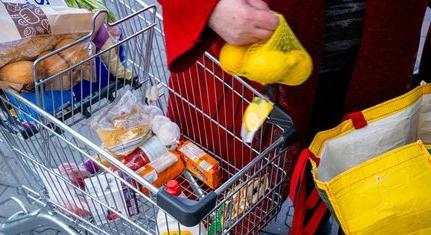 A Tesco vezérigazgatójának véleménye szerint most lehetne fájdalommentesen kivezetni az árrésstopokat