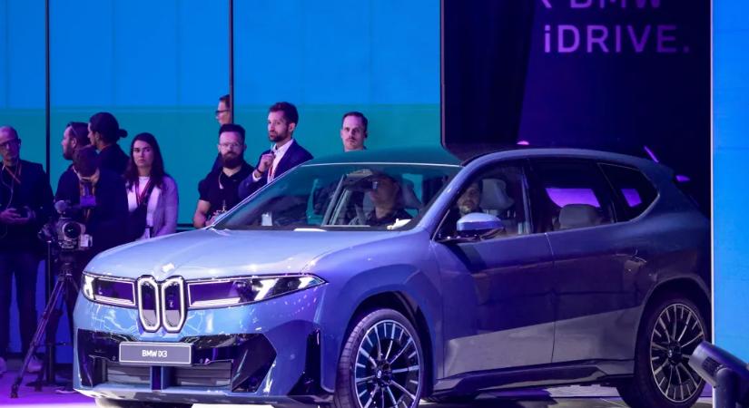 Pont akkor fulladt le a Mercedes Kecskeméten, amikor a BMW gázt ad Debrecenben