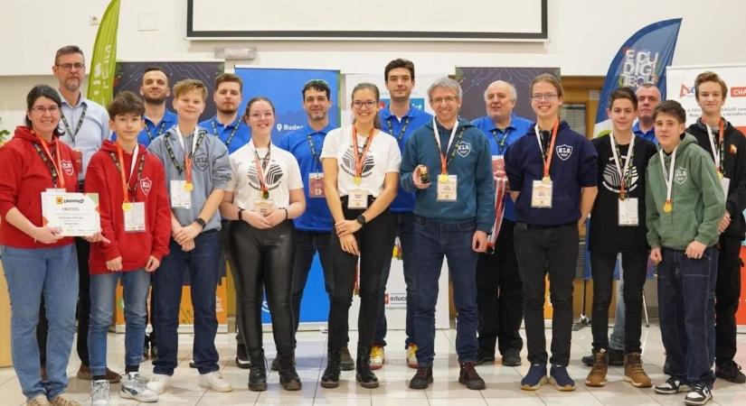 2. helyezést értek el robotfutam kategóriában a kossuthos diákok